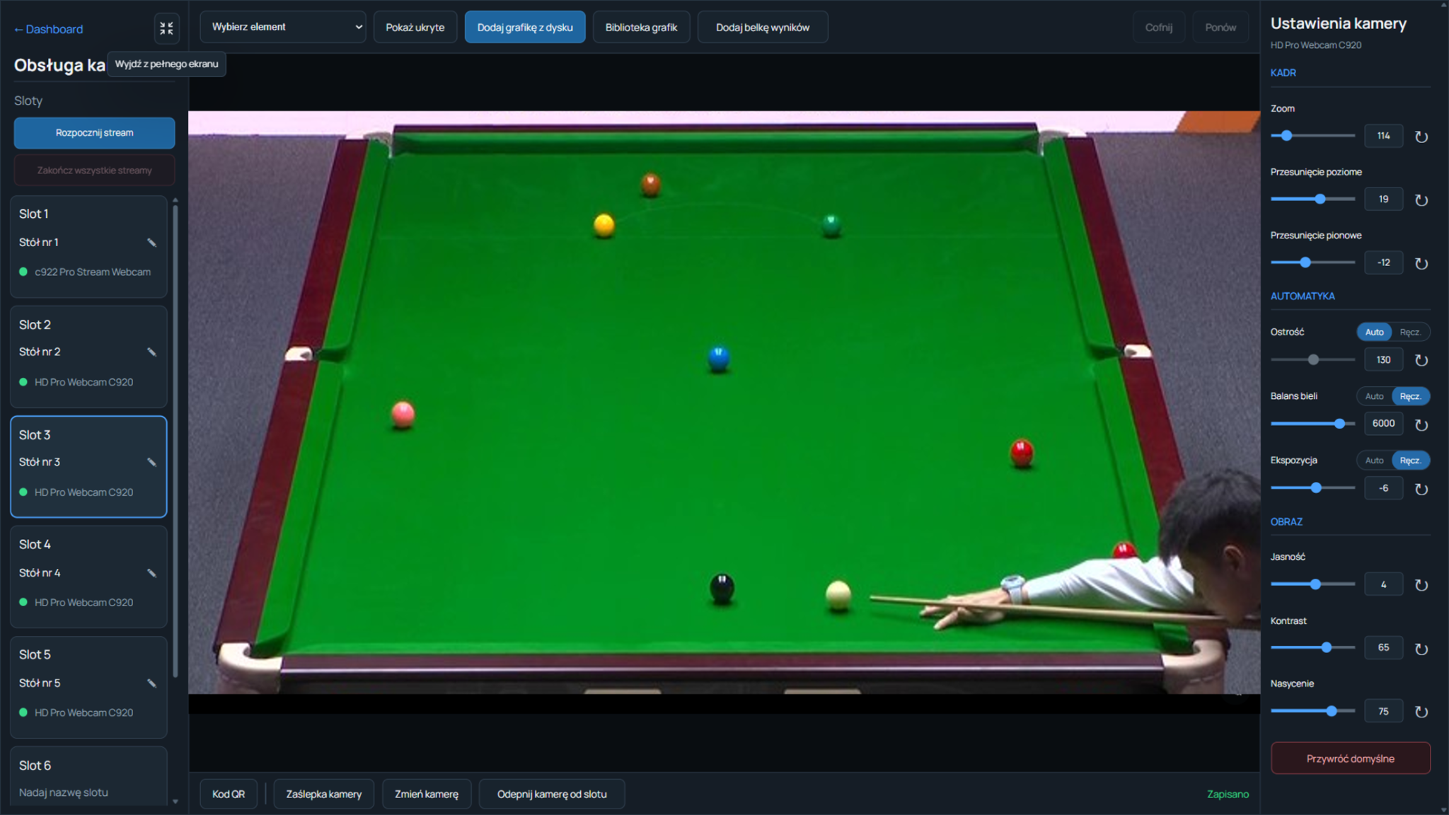 Interfejs Smart Streaming PRO z podglądem stołu snookerowego.